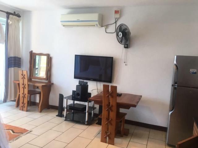 Bamburi Beach Studio Apartment B41 Luaran gambar